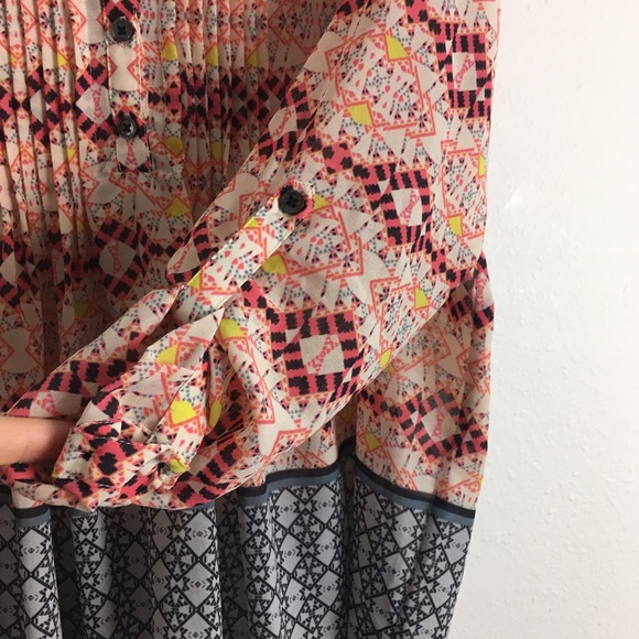 HD in Paris Anthropologie Kaveri Henley Blouse in Multicolor - Picture 5 of 10